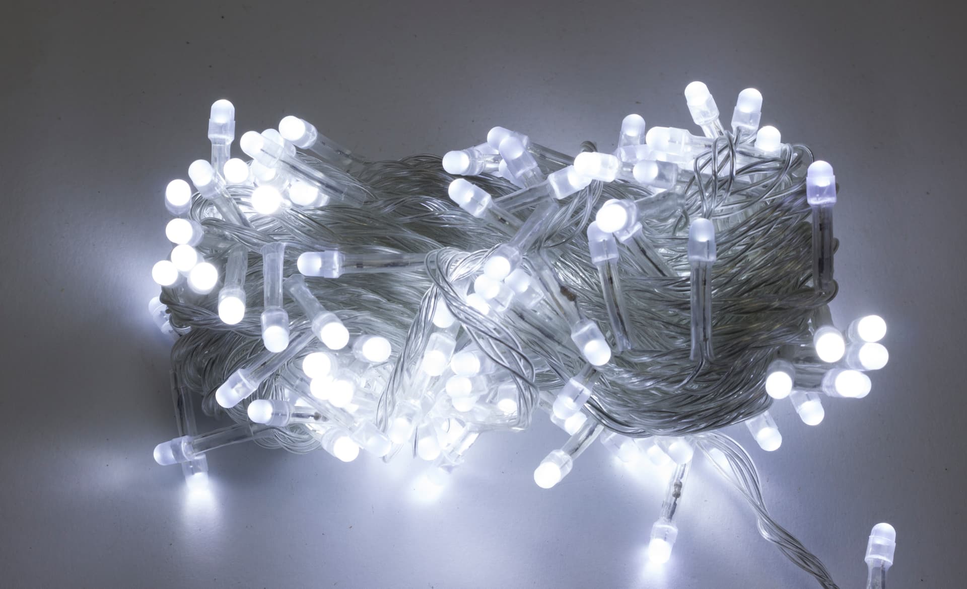 Гирлянда электрическая String 200 LED неоновая белая, прозрачный провод L-13 м (100) 1120-03