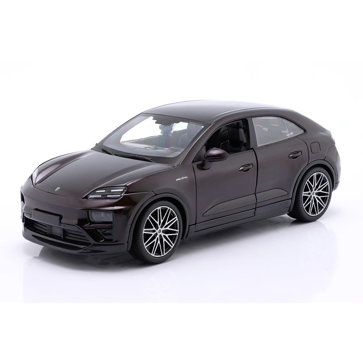 Автомодель "Bburago" Porsche Macan 4 Electric (1:24) чорна №18-21114/КіддіСвіт/(1)