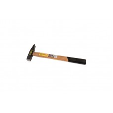 Молоток столярний Master Tool 500г. дерев. ручка 02-0205