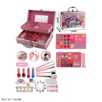 Косметика: тіні, лак, помада, аксес.,у валізі,25х8,5х16см B360(18)(36) КІ