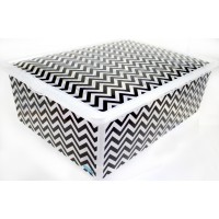 Коробка-бокс пласт. Qutu Light Box Zig Zag з кришкою 25л 55482