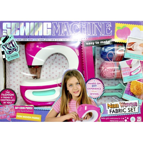 Набір для творч. "Швейна машнка" шиє, наповн., нитки,аксес.,на бат-ці,в кор-ці №KSY899(12)