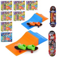 Гра пальчикова "Фінгерборд" міні скейт 9,5см,трамплини,кросівки,в кор-ці №6688-158-159