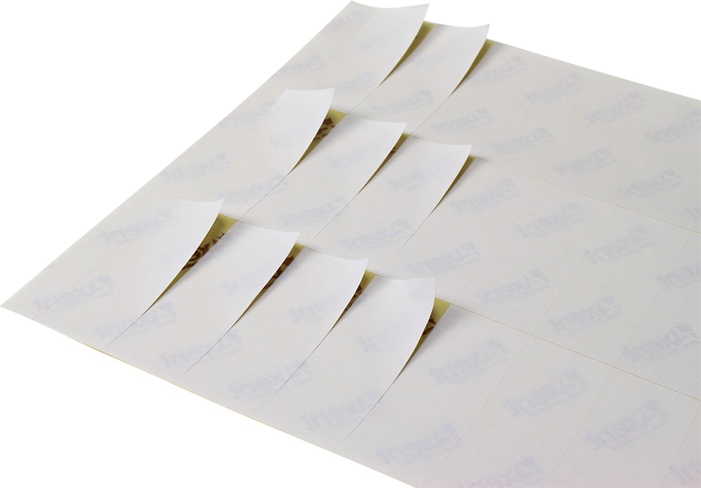 Етикетки самокл. "Axent" 33шт 70х25,4 №2467(100) — фото товару | Канцелярський Сад